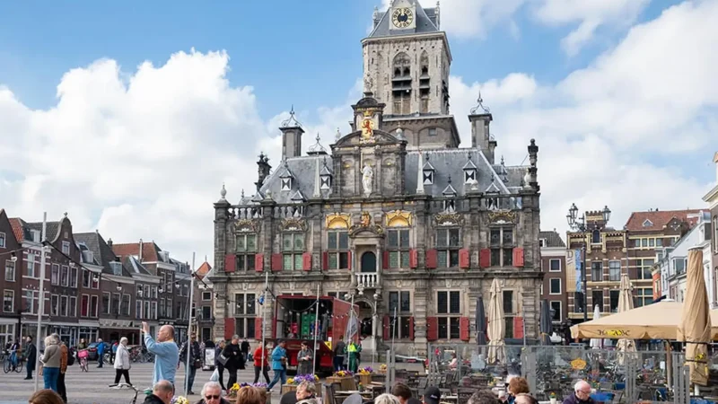 Markt_Delft_&_Town_Hall_03