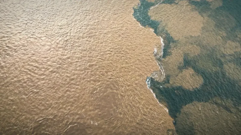 Meeting of the Waters Viewpoint – River color contrast(2)