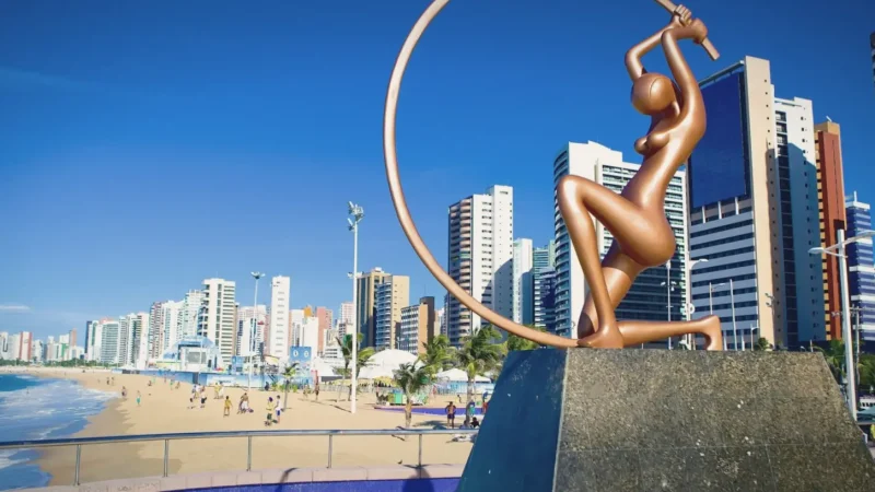 Meireles Beach – Central urban beach(10)