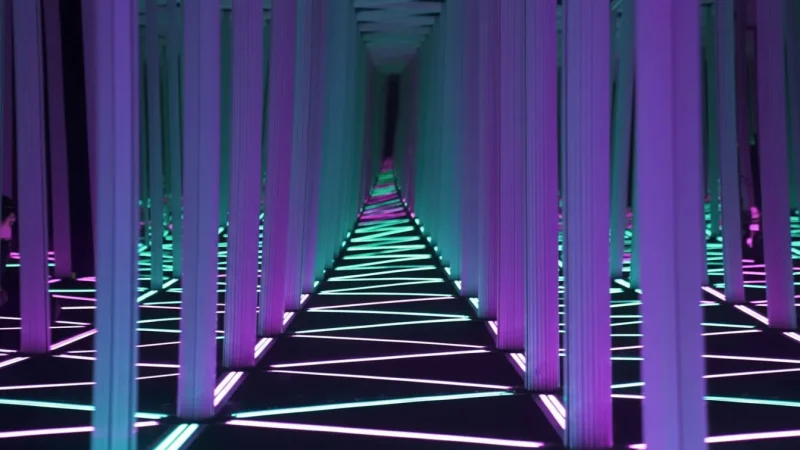 Mirror Maze – Family Attraction(3)