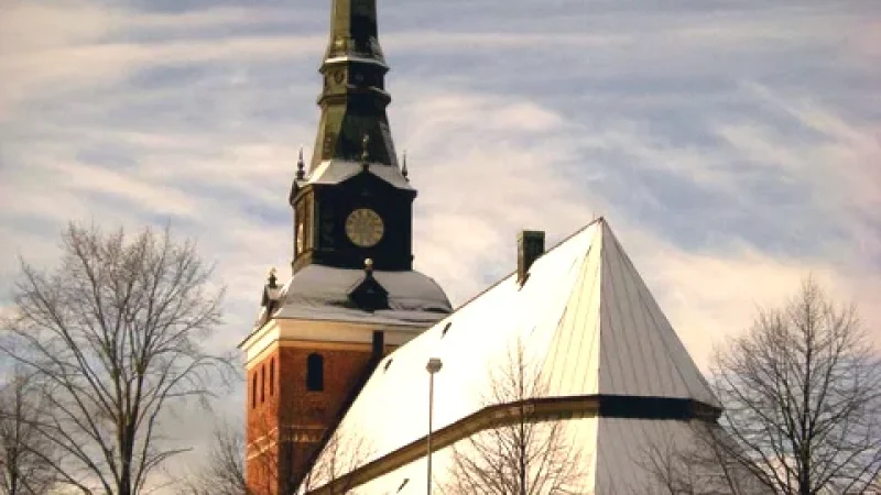 Mora Church – Traditional church near town center(1)