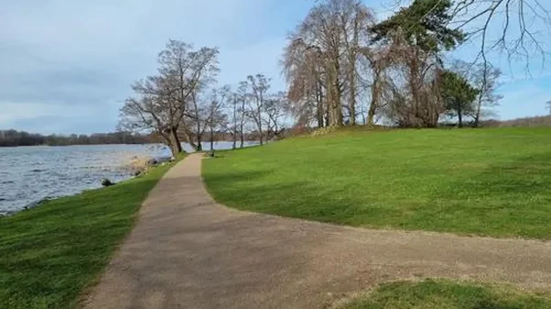 Morning_Lake_Walks_–_Calm_early_hours__04