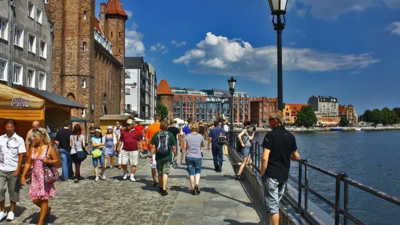 Motława_River_Walk_01