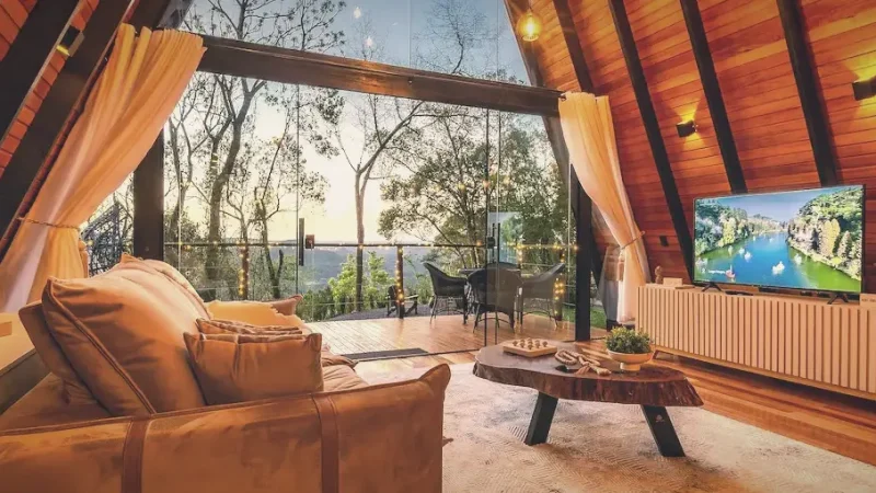 Mountain Cafés – Cozy dining spots(4)