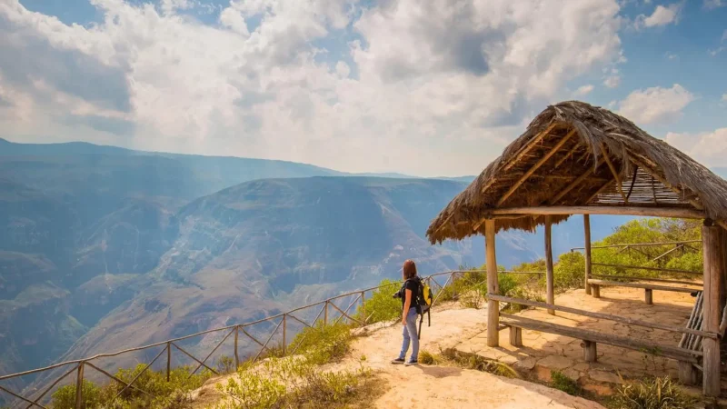 Mountain_Viewpoints_–_Panoramic_highland_scenery__02