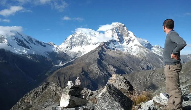 Mountain_Viewpoints_–_Snow-capped_peak_vistas__03