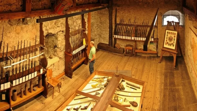 Museum Schattenburg – Regional history exhibits(5)