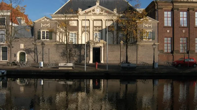Museum_De_Lakenhal_02
