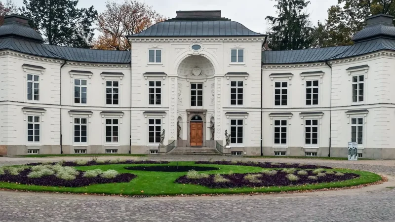 Myślewicki_Palace_03