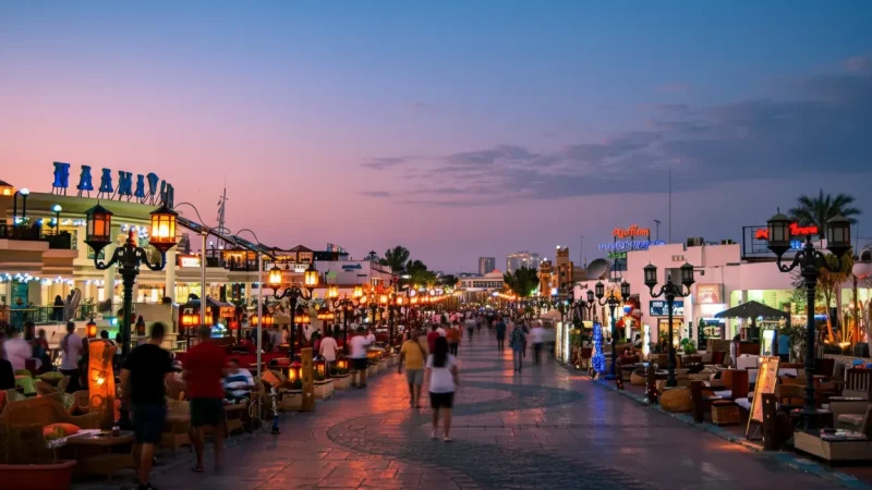 Naama Bay – Beachfront Area with Cafés(4)