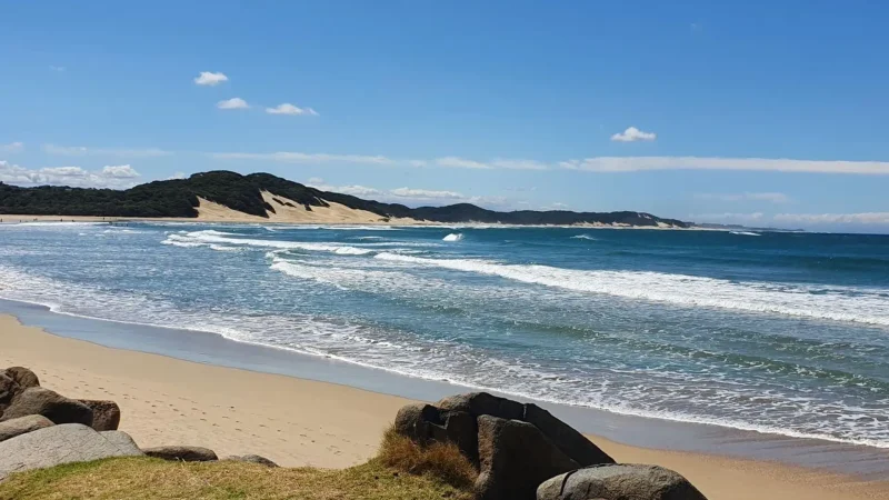 Nahoon_Beach_тАУ_Popular_surfing_and_swimming_spot_04