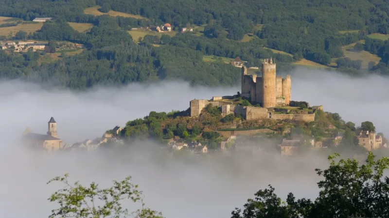 Najac Castle – Hilltop fortress(2)