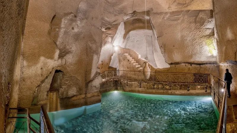 Naples Underground (Napoli Sotterranea)(2)