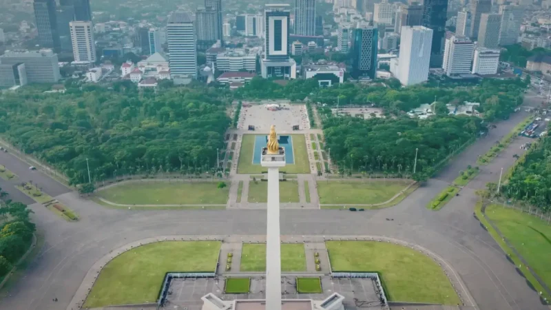 National Monument (Monas)(5)