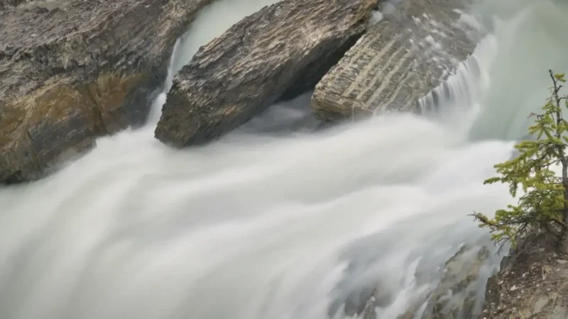 Natural Bridge – Rock formation over the river(3)