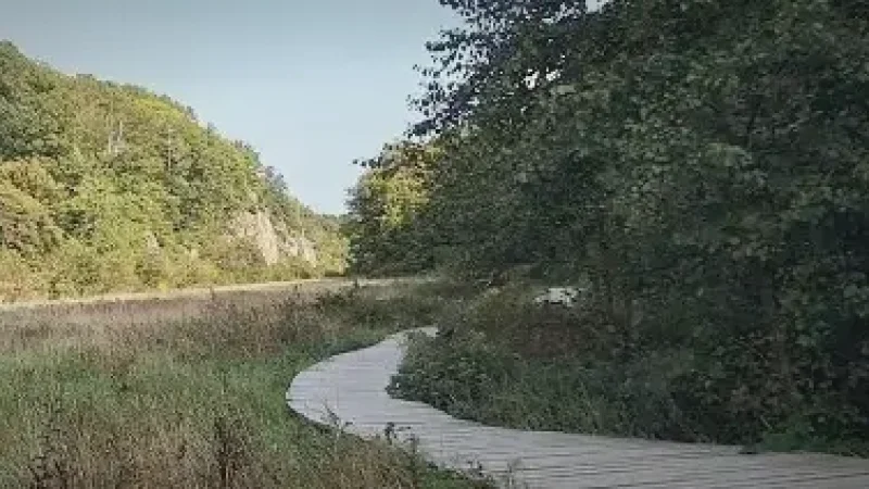 Nature Trails – Walking paths(4)