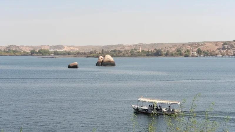 Nearby Island Views – Surrounding Landscape(2)