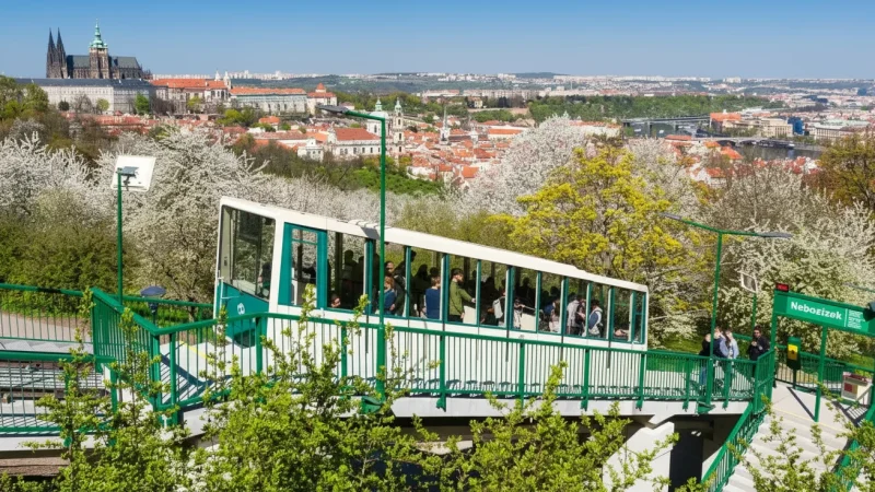 Nebozízek Viewpoint – City Panorama Spot(3)