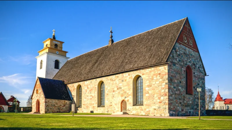 Nederluleå Church – Historic stone church(5)