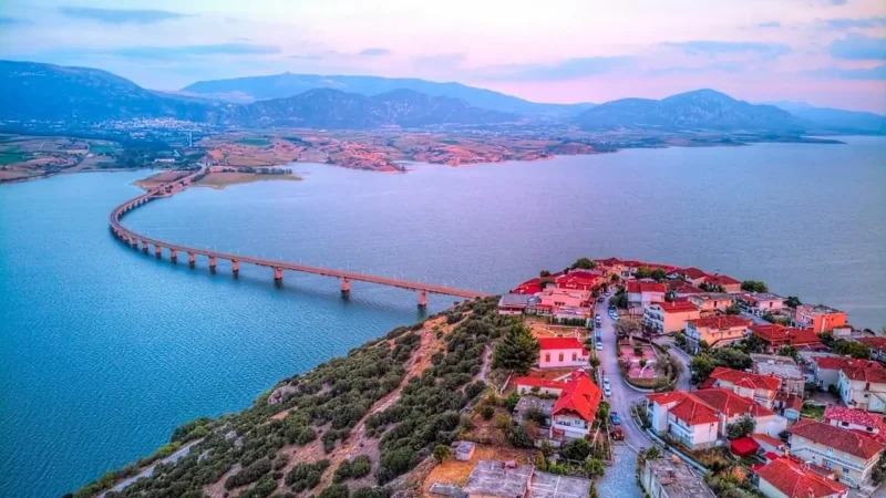 Neraida_Village_02