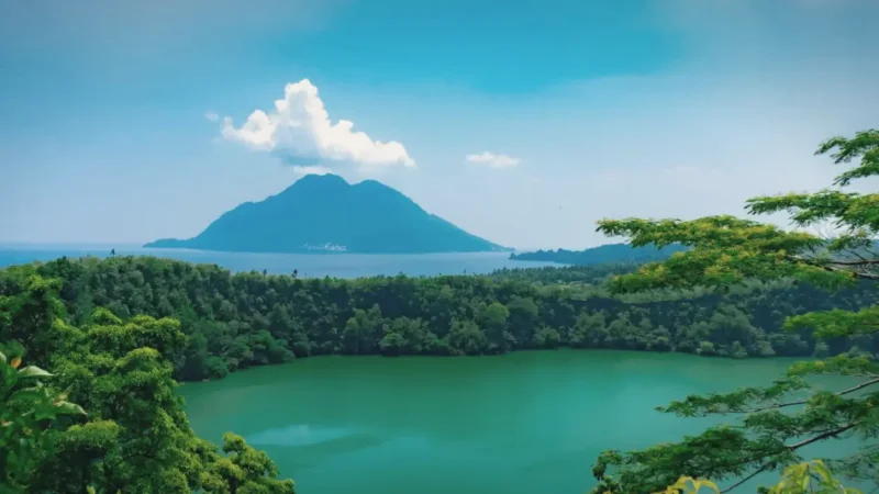 Ngade Lake(1)