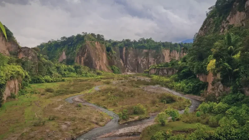 Ngarai Sianok Canyon(3)