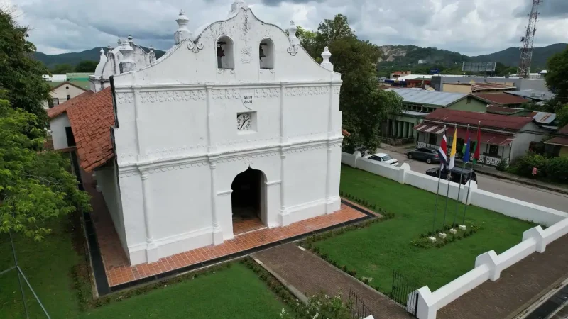 Nicoya_Colonial_Church_1
