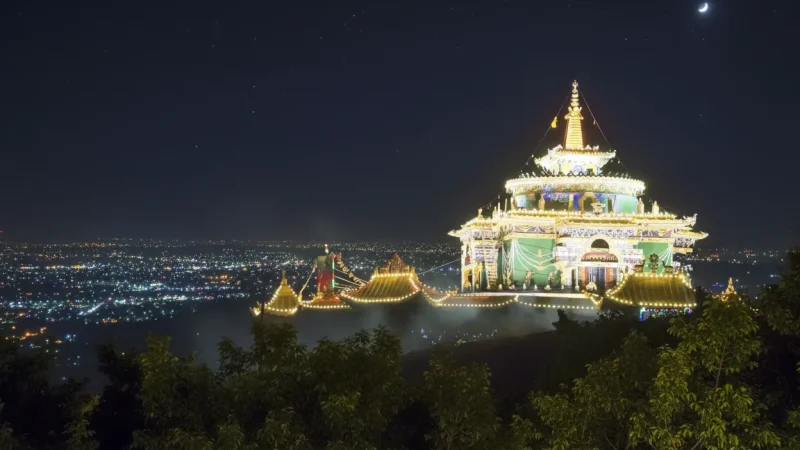 Night Barkhor Area – Evening atmosphere(5)