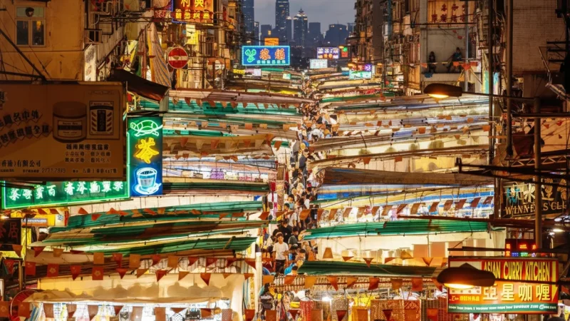 Night Souvenir Shops – Local gift items(6)