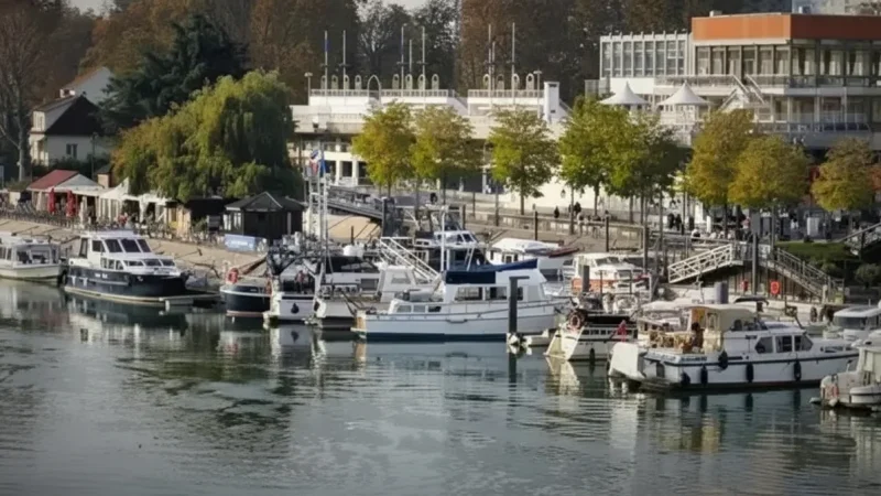 Nogent-sur-Marne Port Area – Riverside Dining & Views(5)