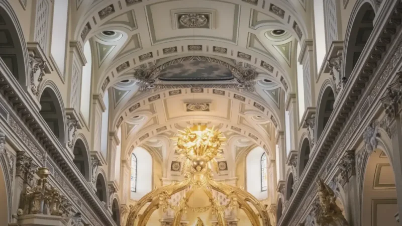 Notre-Dame de Québec Basilica – Cultural landmark(2)