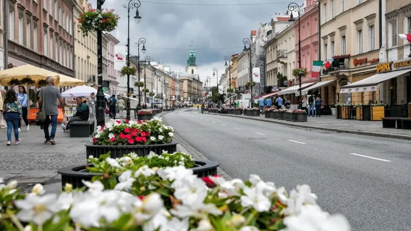 Nowy_Świat_Street_04