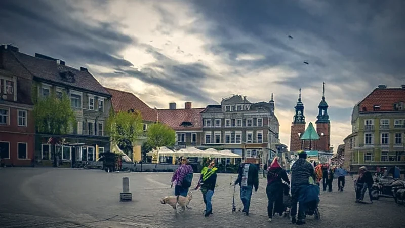 Old Town Square(2)