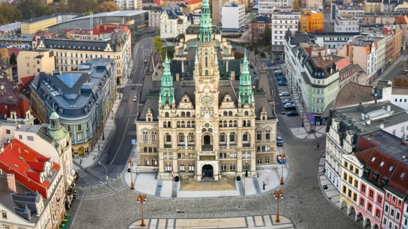 Old Town Streets – Historic City Walks(6)