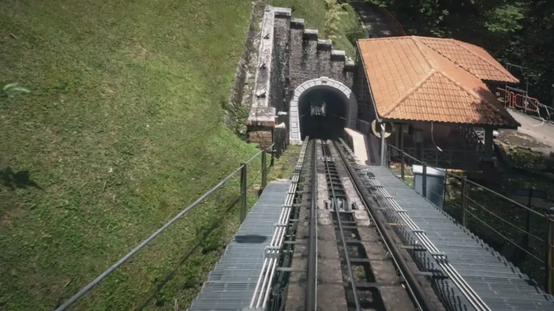 Old Train Tunnel(5)