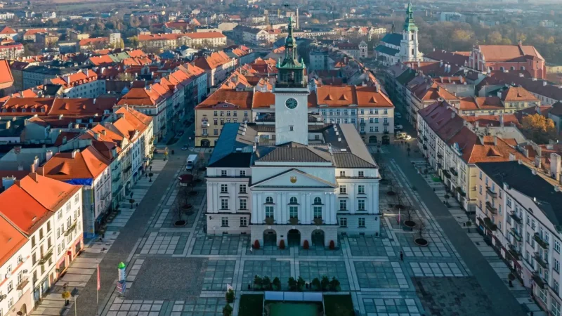 Old_Town_Market_Square_03