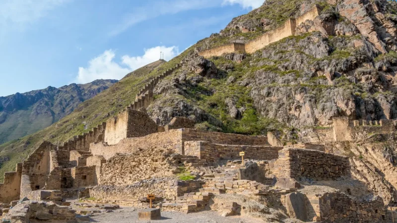 Ollantaytambo_Fortress_–_Well-preserved_Inca_site__04
