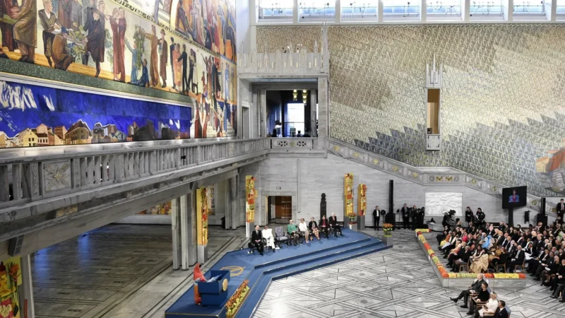 Oslo City Hall – Home of the Nobel Peace Prize ceremony(6)