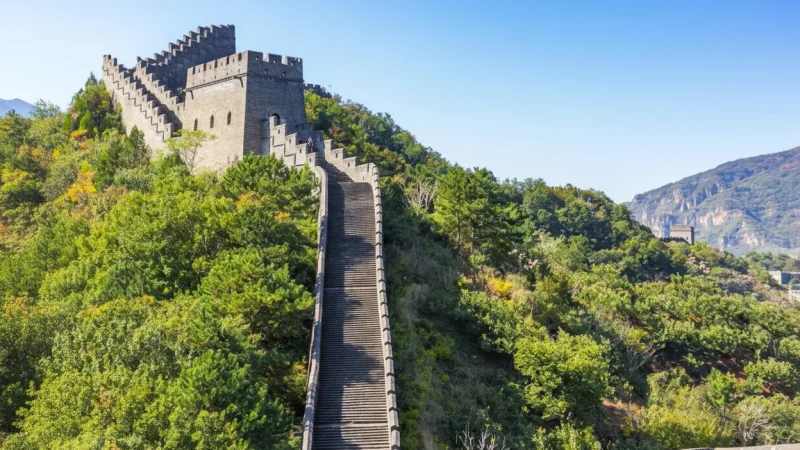 Overhanging Great Wall – Dramatic cliff section(3)