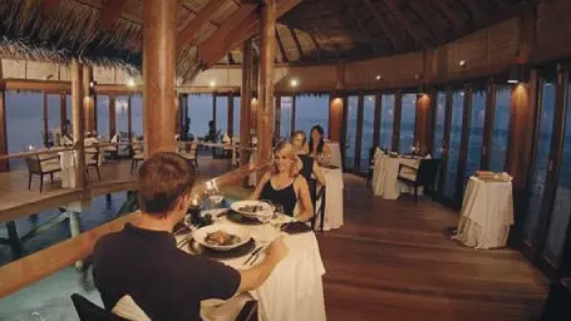 Overwater Restaurant Area – Dining with ocean views(5)