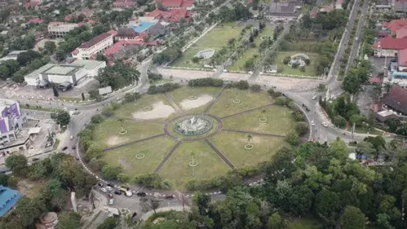 Pal 12 Monument(2)