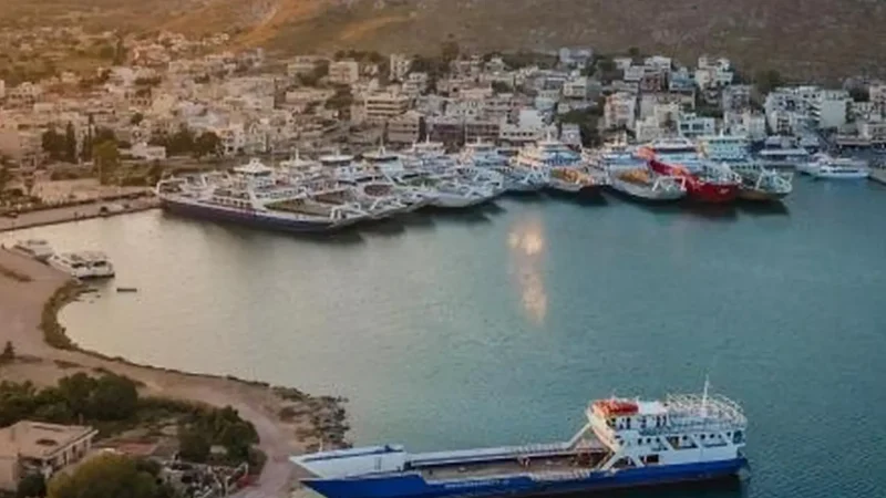 Paloukia_Port_06