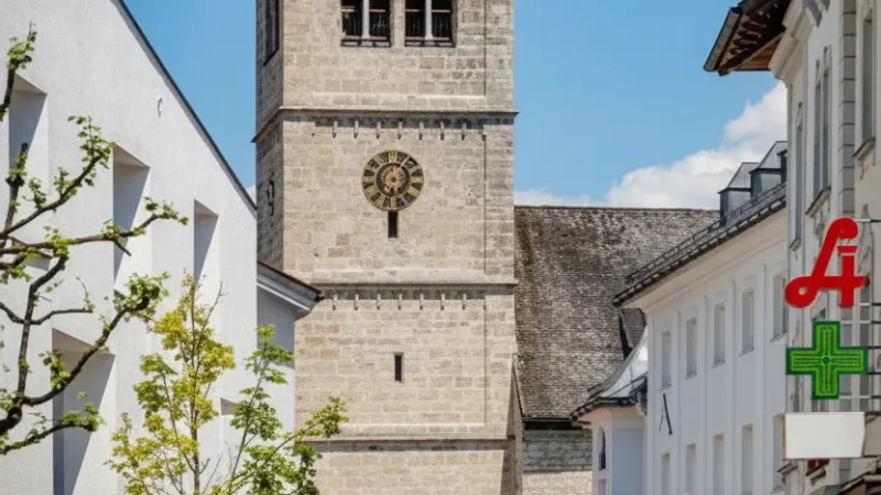 Parish Church St. Hippolyt – Historic Town Church(2)