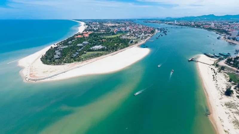 Parks Along the River – Shaded walking areas(4)