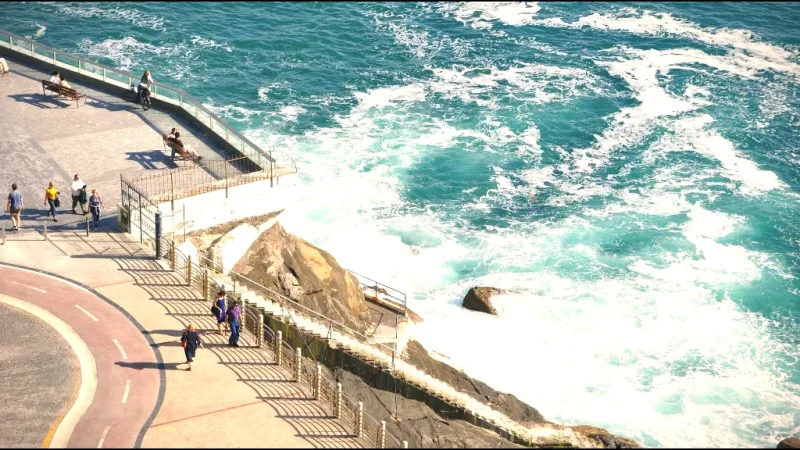 Paseo Nuevo(2)
