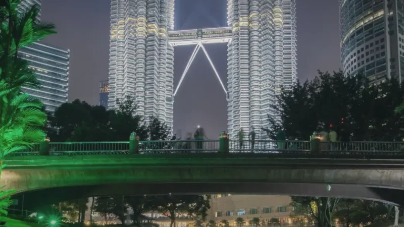 Petronas Twin Towers(3)