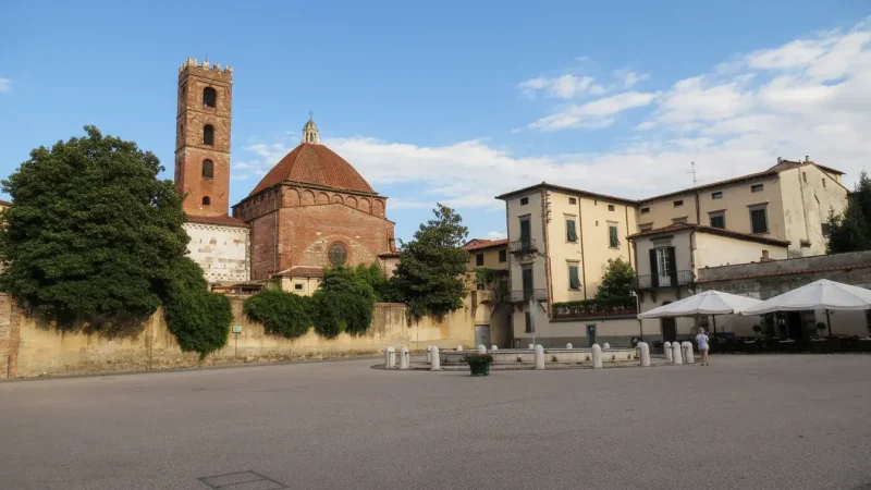 Piazza Antelminelli(5)