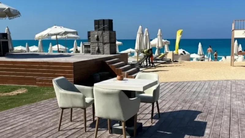 Picnic Beach Areas – Casual rest zones(4)