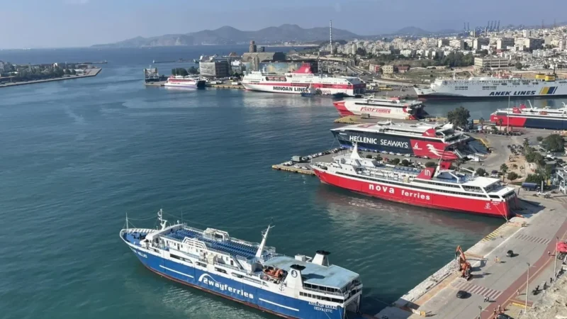 Piraeus_Port_06