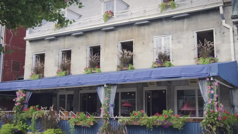 Place Jacques-Cartier – Public square(2)